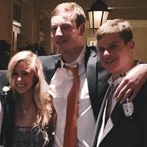 Meet your Posher, Henry